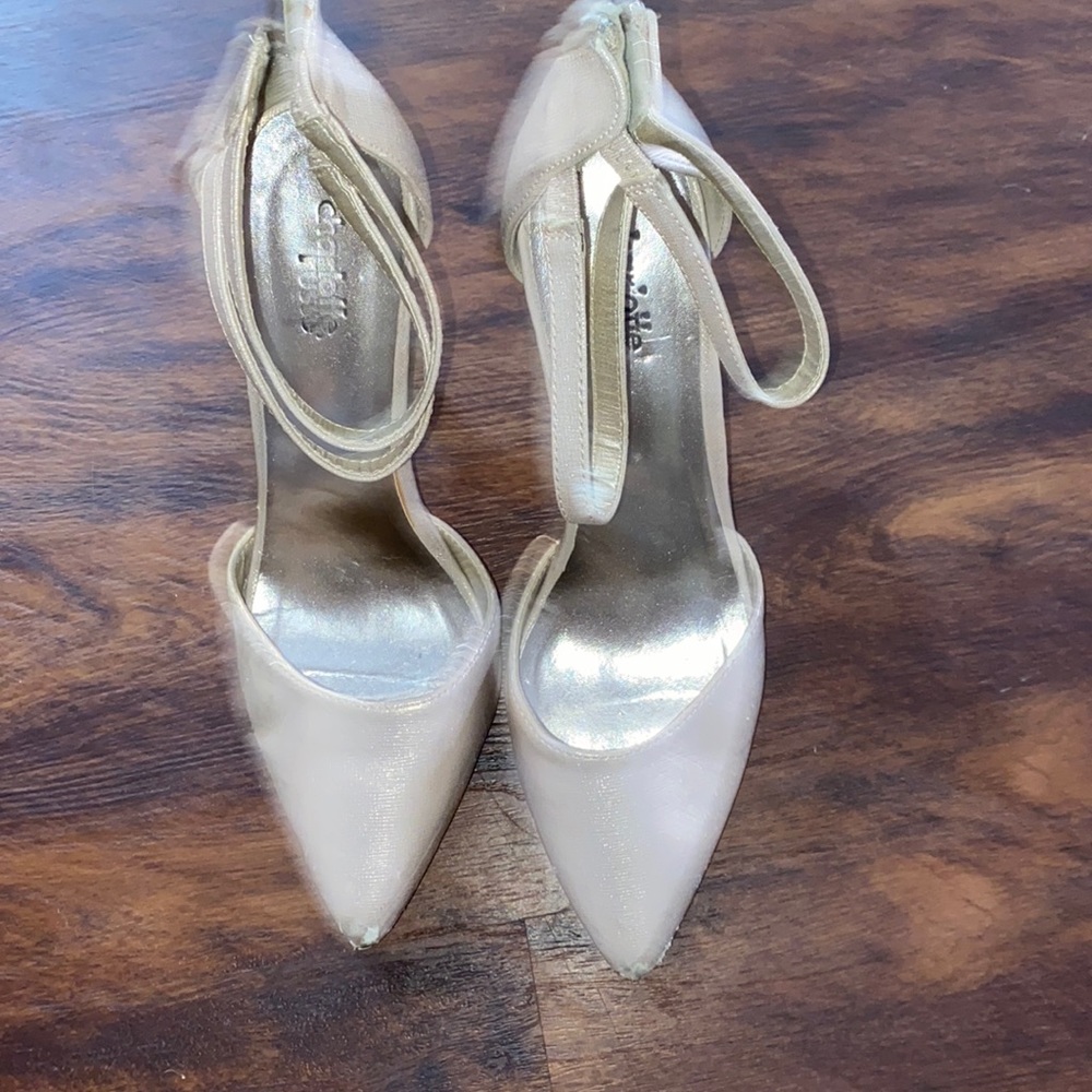 Sparkle light shimmer closed toe heel